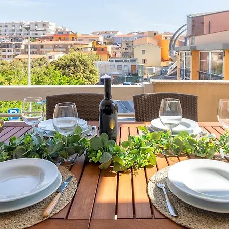Lovely Apt Sea View & Parking - Il Lupo Affitta Apartment