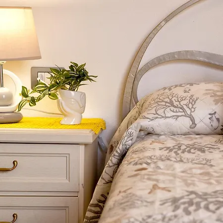 Lovely Apt Sea View & Parking - Il Lupo Affitta Apartment