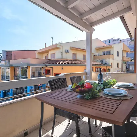 Lovely Apt Sea View & Parking - Il Lupo Affitta Apartment *