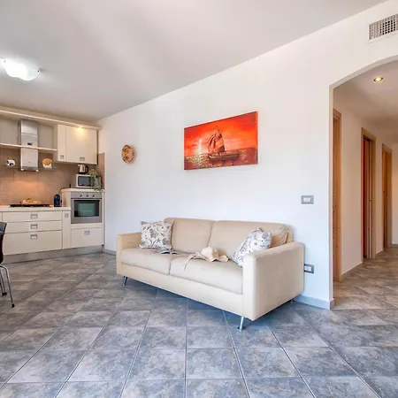 Apartment Lovely Apt Sea View & Parking - Il Lupo Affitta *