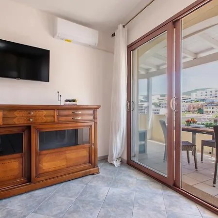 Lovely Apt Sea View & Parking - Il Lupo Affitta Apartment Castelsardo